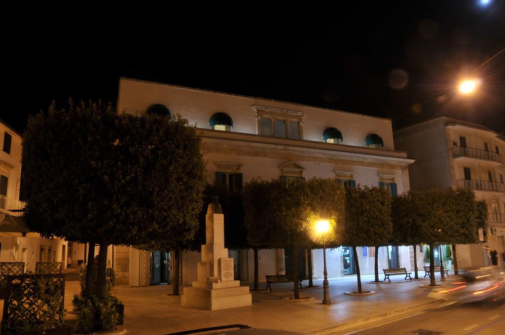 Palazzo Agrusti - Residenza D'Epoca Bed and Breakfast Alberobello Buitenkant foto